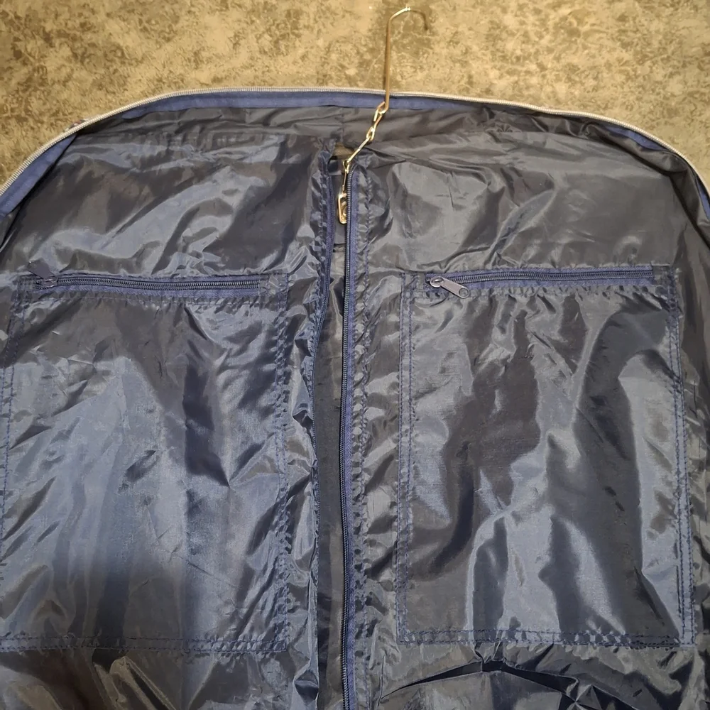 Garment Bag with Hanging Hook
